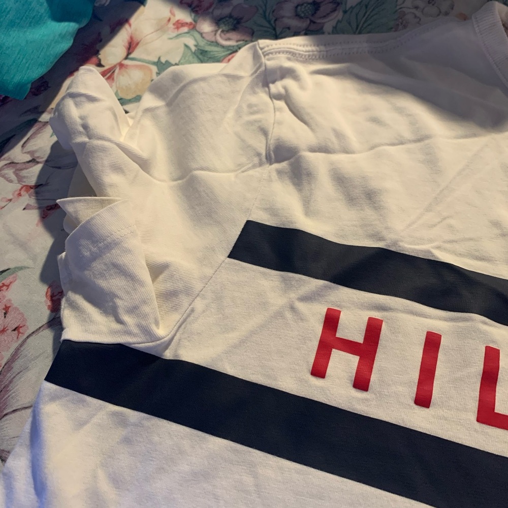 Tommy Hilfiger White Short Sleeve Tee with Red Logo and Black Stripes - Picture 9 of 13